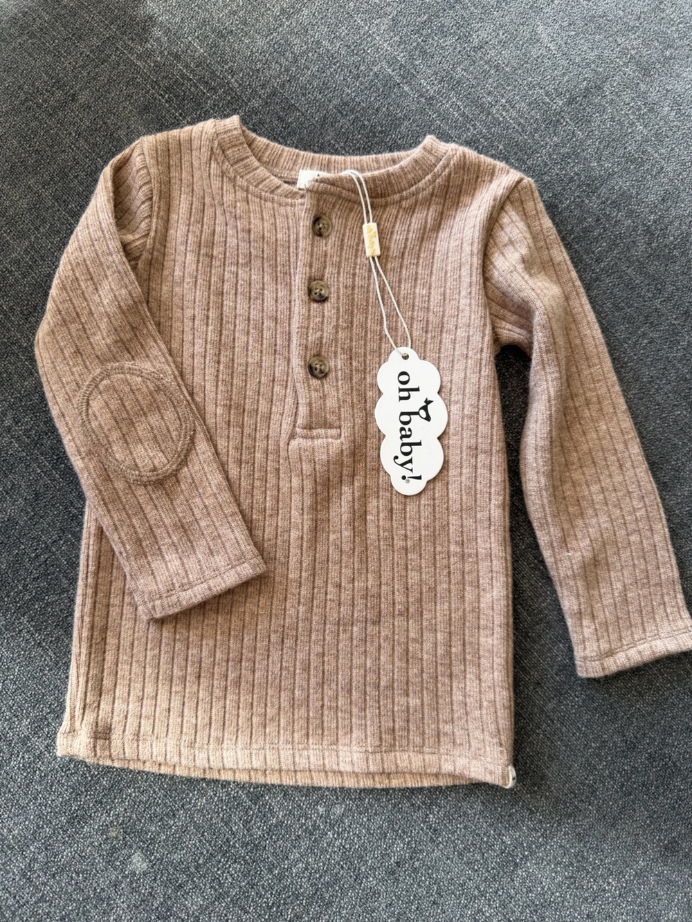 NWT Oh Baby! Wide rib fuzzy sweater knit Henley mushroom